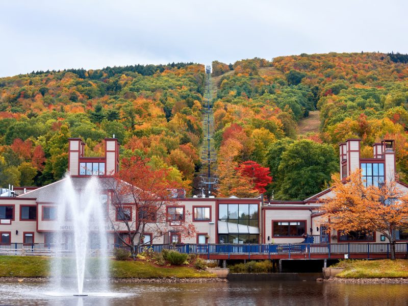 beautiful-view-mountain-ski-resort (1)